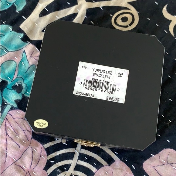 Juicy Couture velvet bracelet - Picture 8 of 8